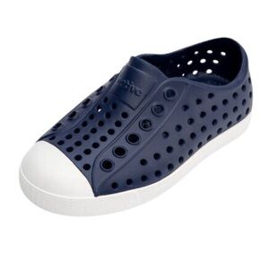 Native Shoes Jefferson Slip-On Shoes size 6